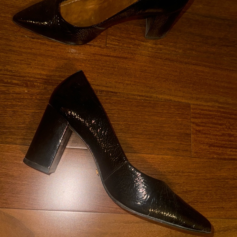 LINTERVALLE HEELS - Picture 2 of 2